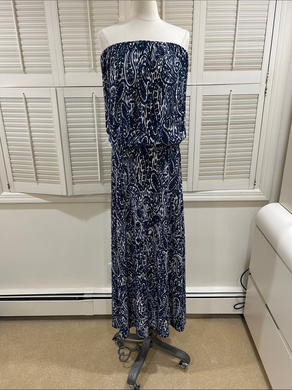 Ariella Strapless Navy Paisley Maxi Dress in perfect condition